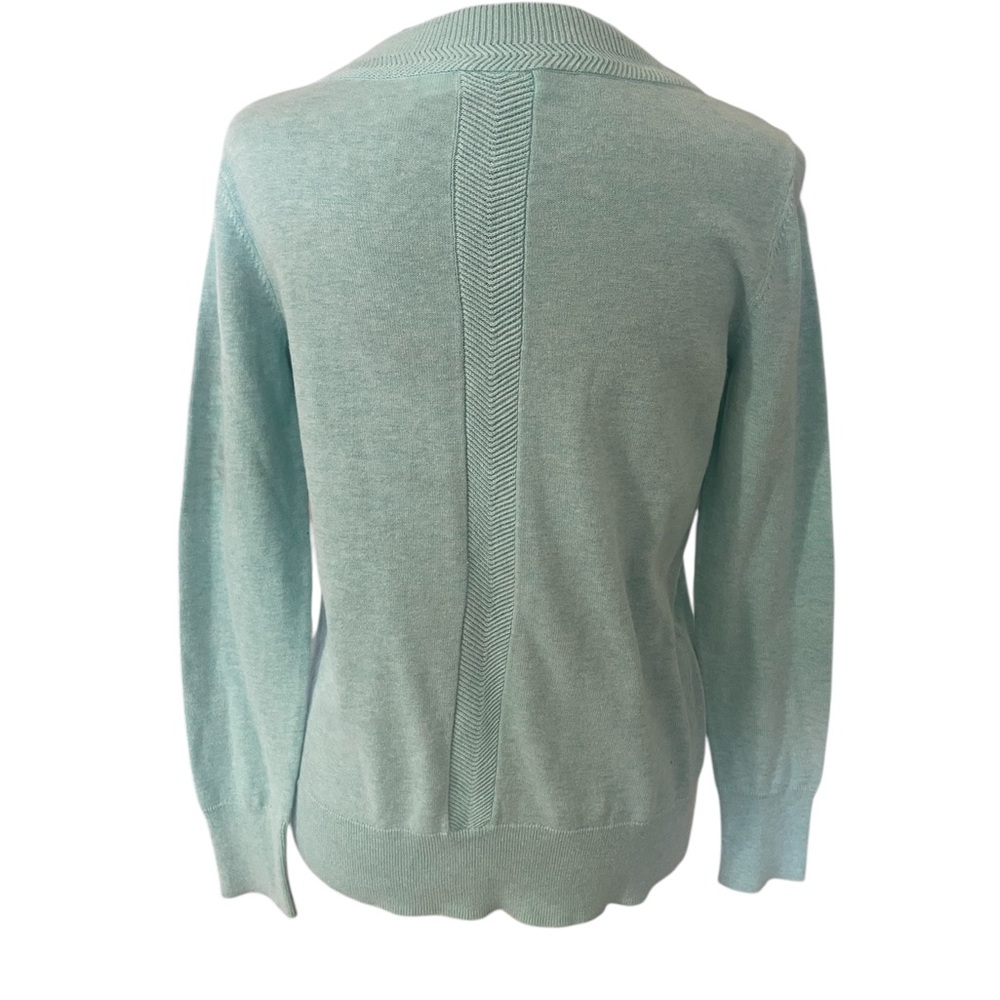 Vineyard Vines Turquoise baby blue V neck fitted sweater, XS - Picture 7 of 9